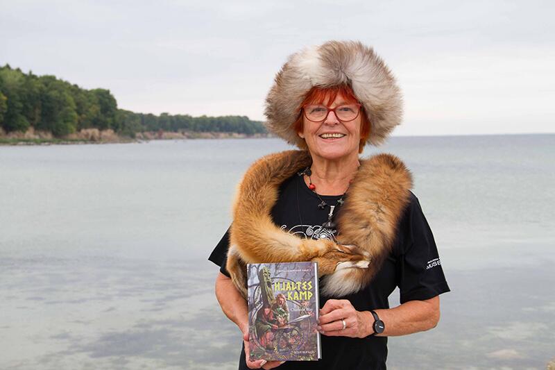 LIVRE: HJALTES KAMP - Livre pour enfants sur un garçon viking