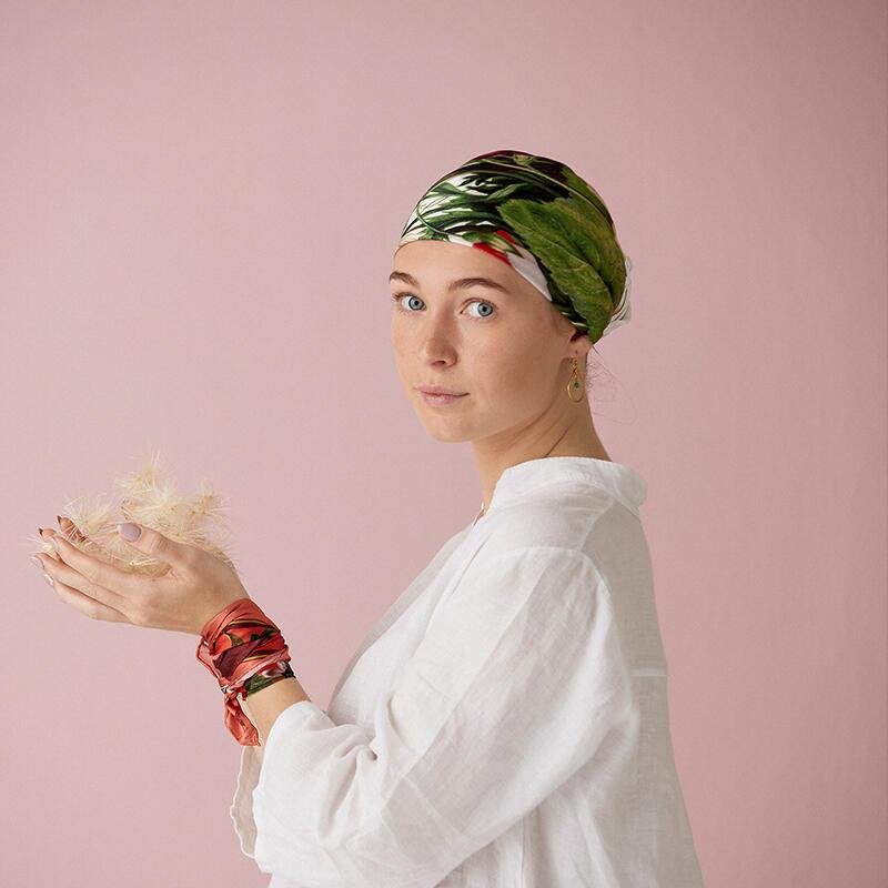 SILKETØRKLÆDE  - Flower garden JL 90 cm