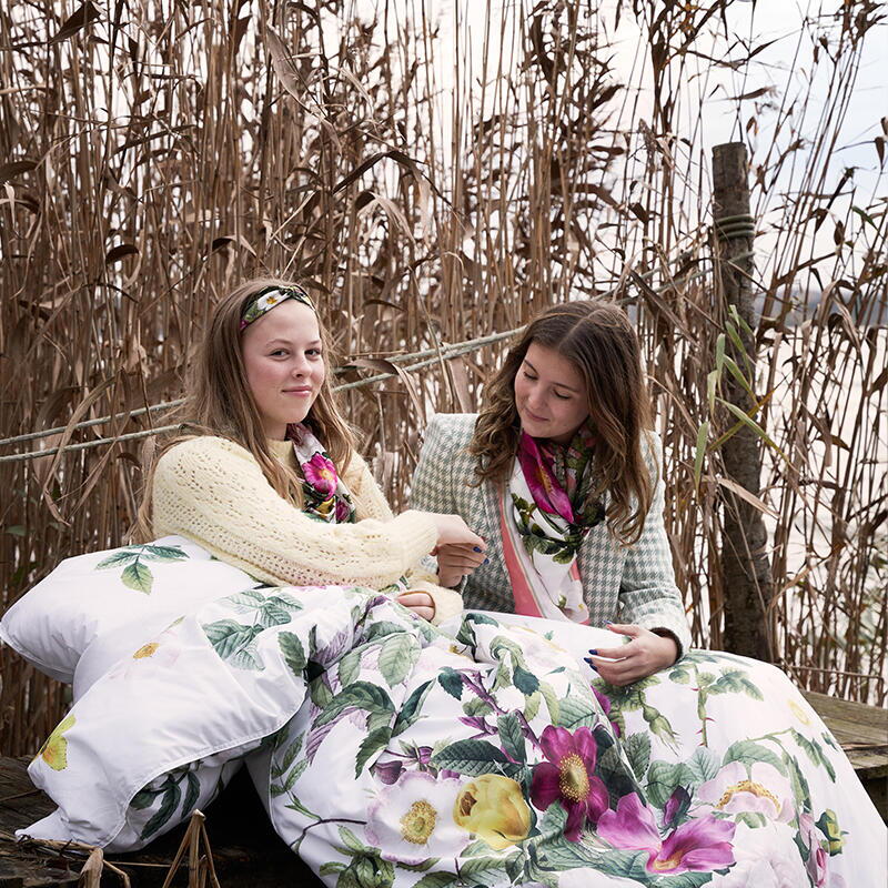 SILKETØRKLÆDE - Rose Flower Garden JL - Rosa/fersken 90 cm